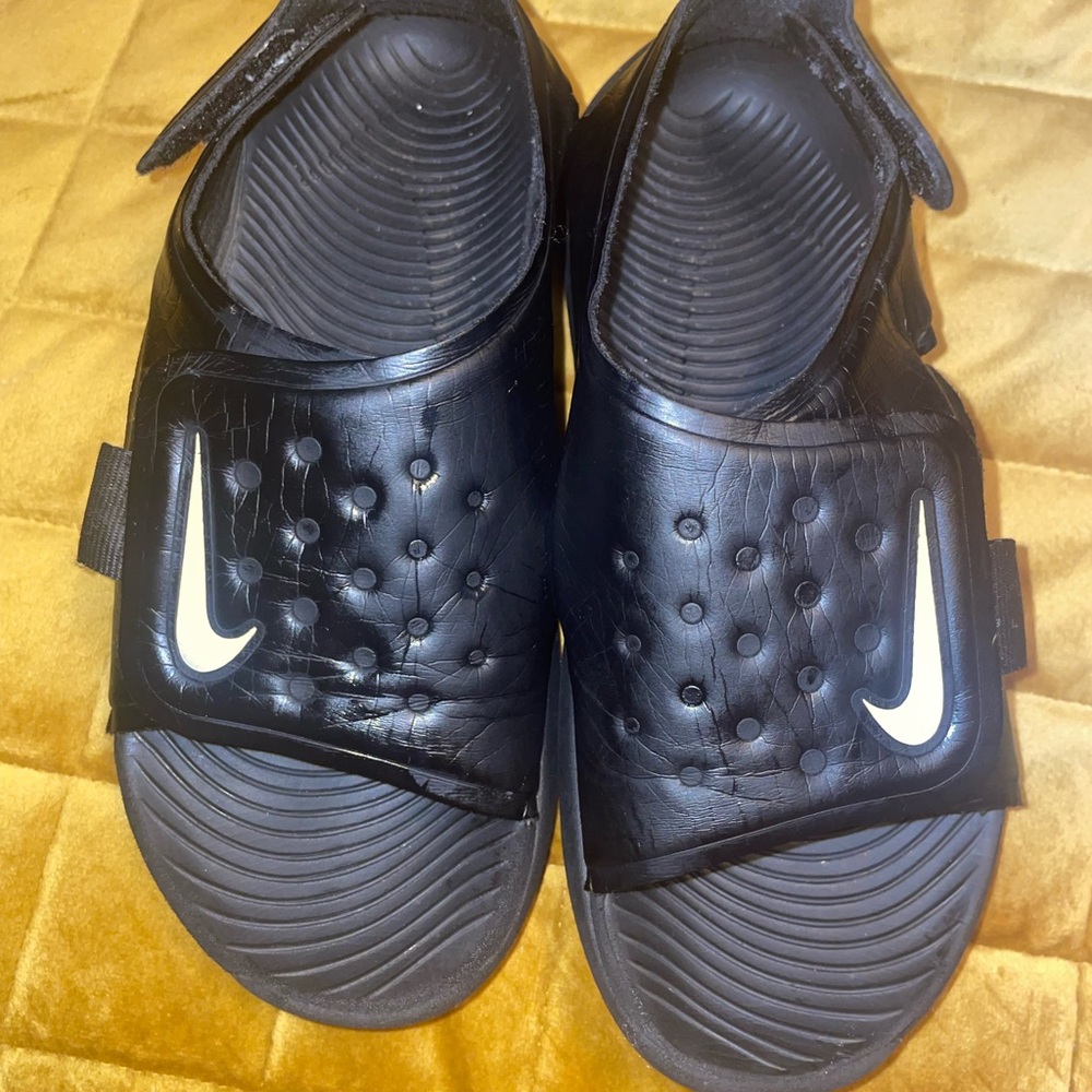 Black Nike Slide Sandals